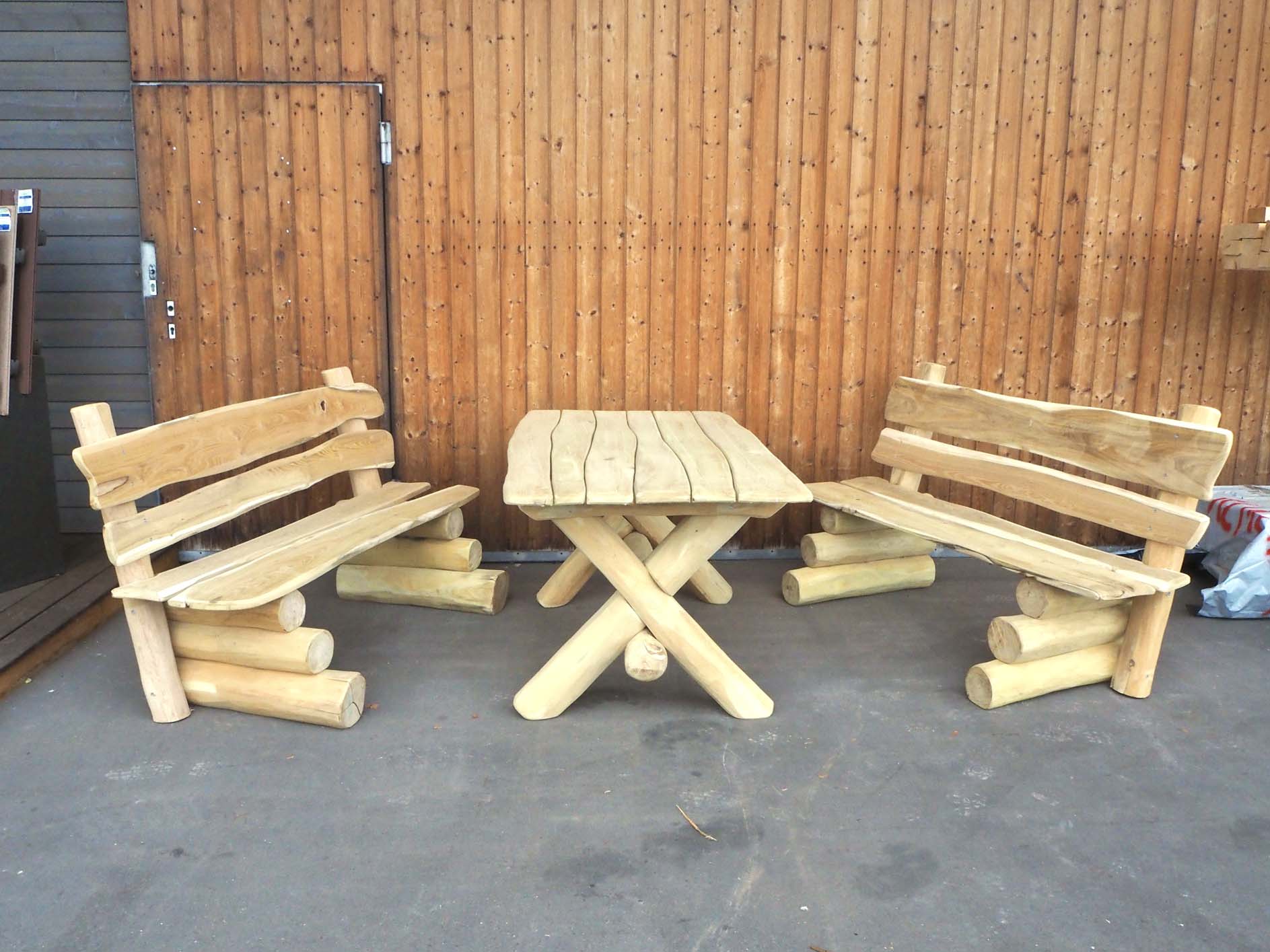 heller Robinien Holz Tisch mit Robinien Holz Bänken in Apolda kaufen bei Holz Beck