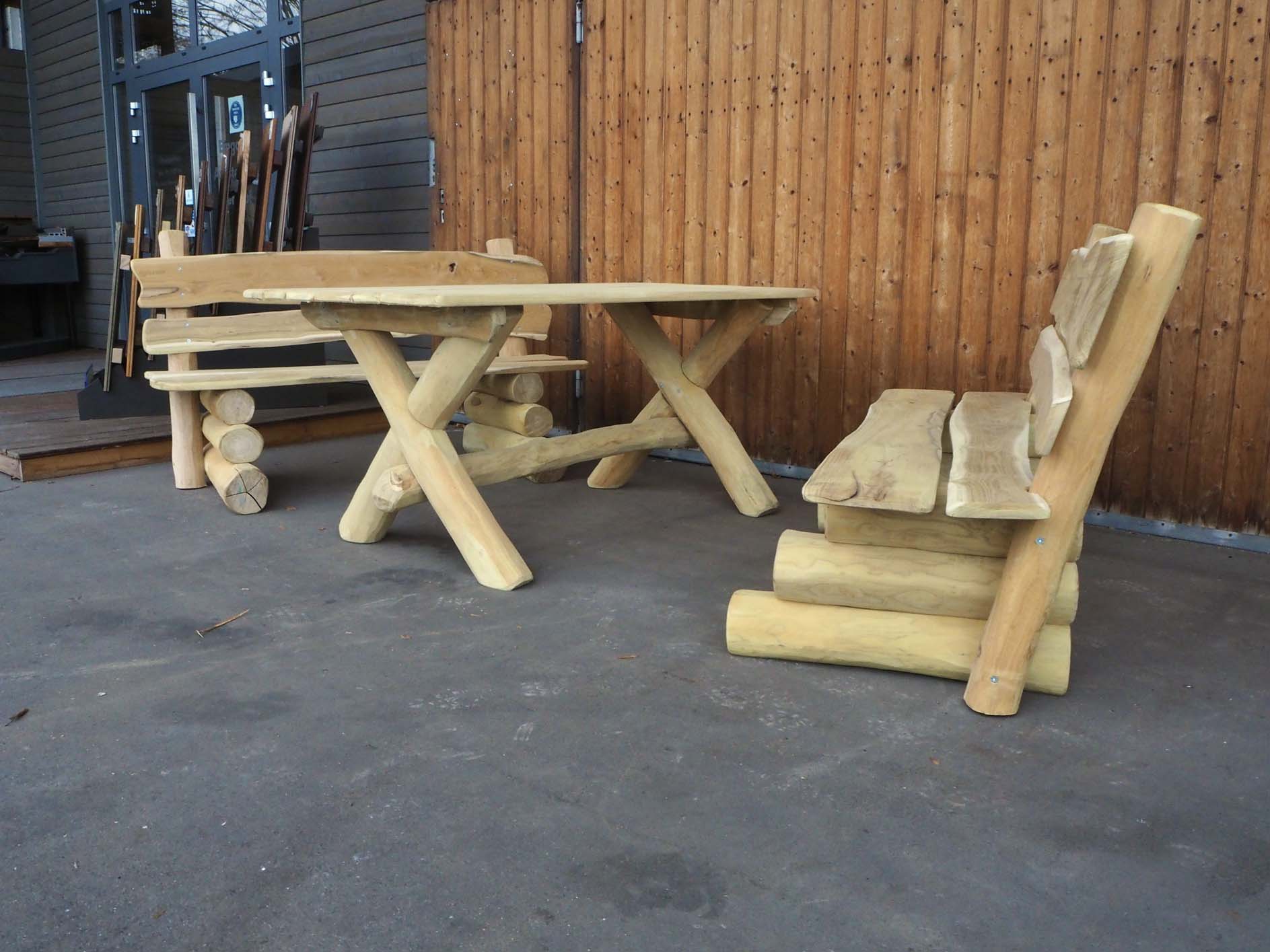 heller Robinien Holz Tisch mit Sitzbänken in Apolda kaufen bei Holz Beck