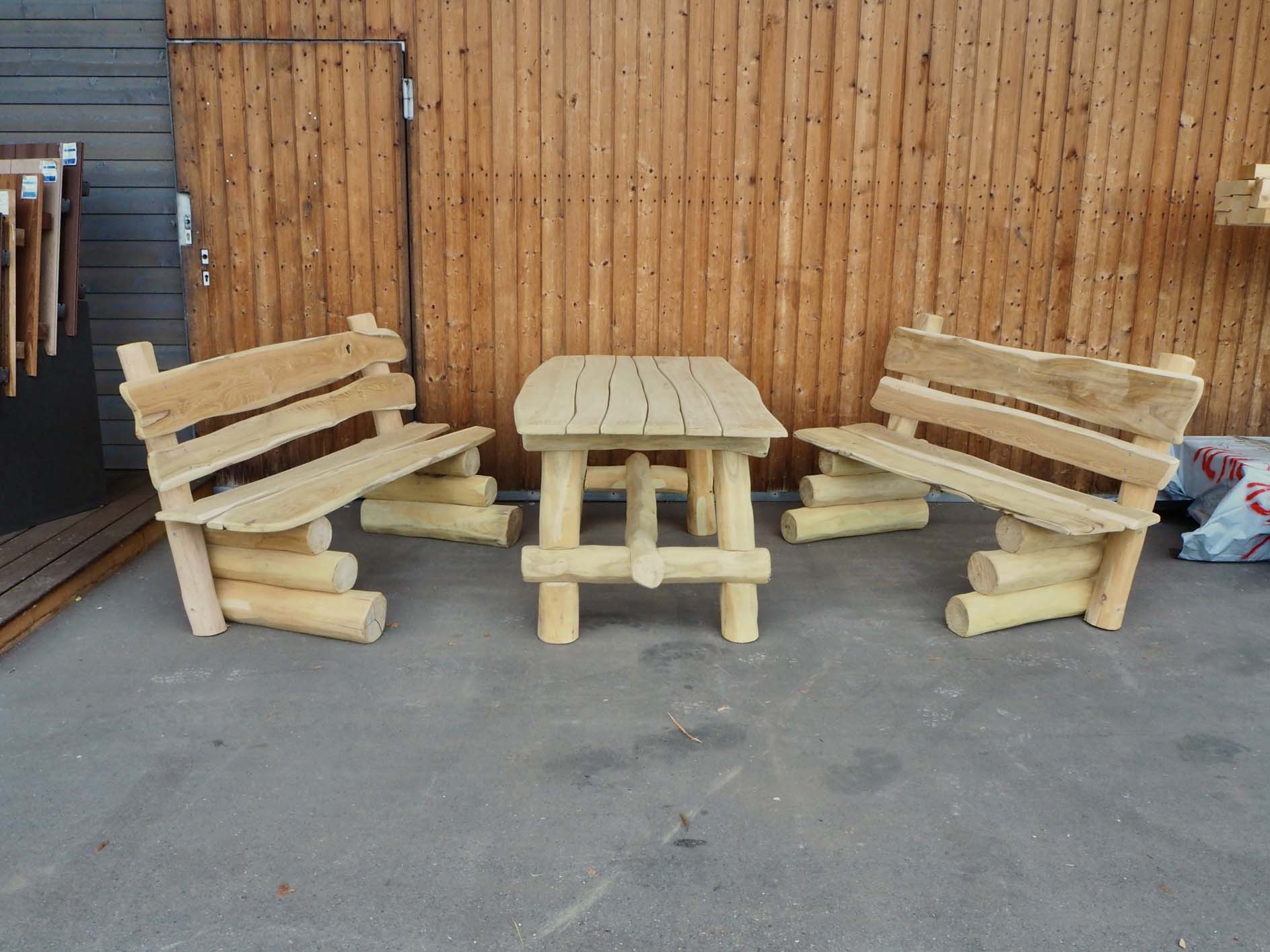 Robinien Holz Bänke mit Holz Tisch in Apolda kaufen bei Holz Beck
