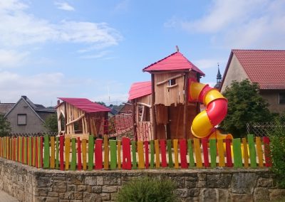 Spielgerät Robinie - Spielturm Triburi Spielplatz in Apolda von Holz Beck